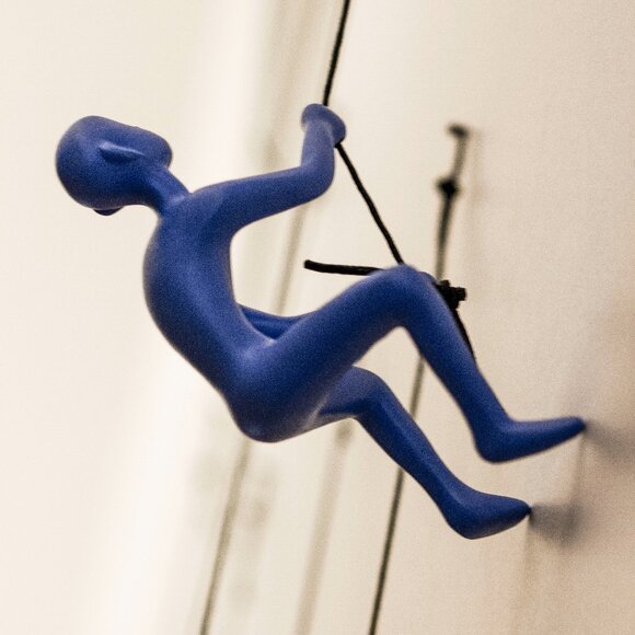 Climbing Man Home Decor Classic Wall-Art Sculpture | 1-Piece | Blue | - Picture 3 of 5